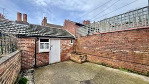 Photo 16- click for photo gallery